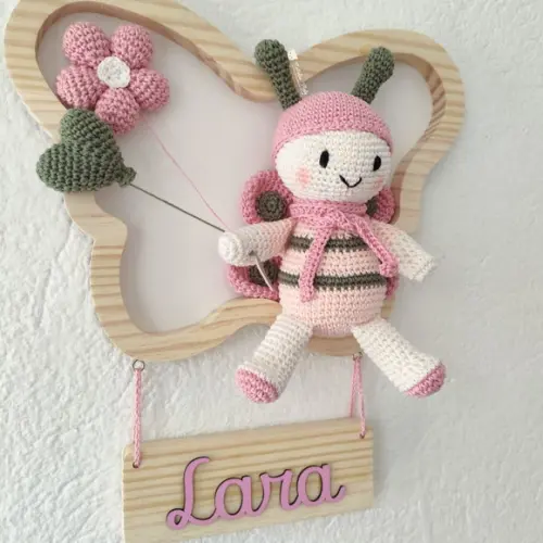 Porta Maternidade Borboleta Amigurumi