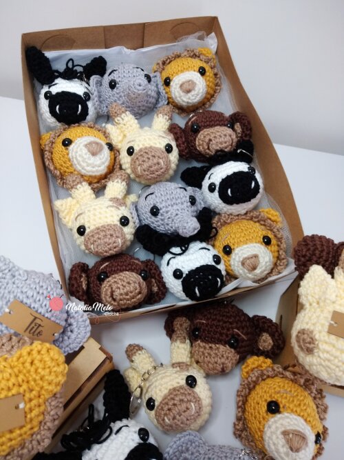 Lembrancinha de Maternidade Chaveiro Safari em Amigurumi