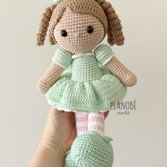 Amigurumi boneca de crochê