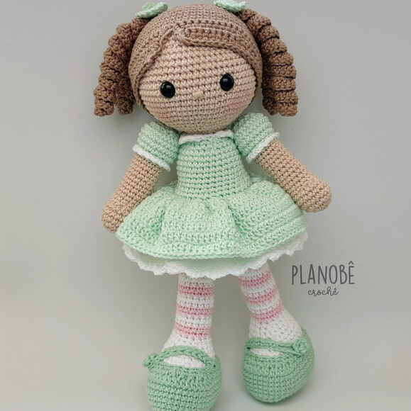 Amigurumi boneca de crochê