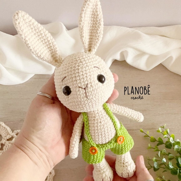 Coelho Amigurumi de crochê
