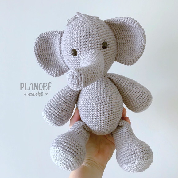 Amigurumi elefante de crochê