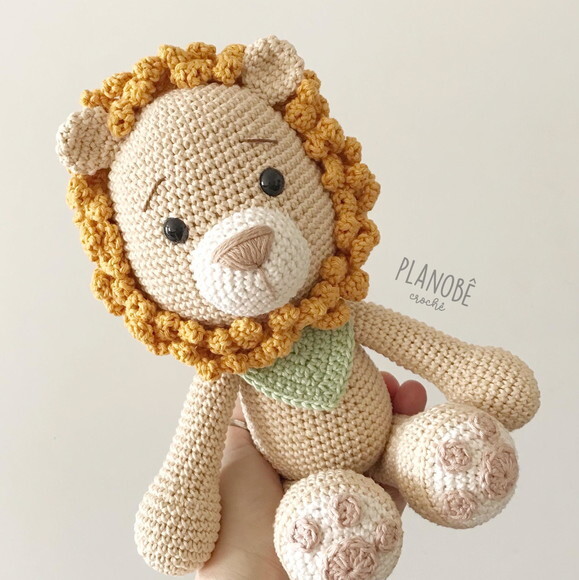 Leão Amigurumi de crochê
