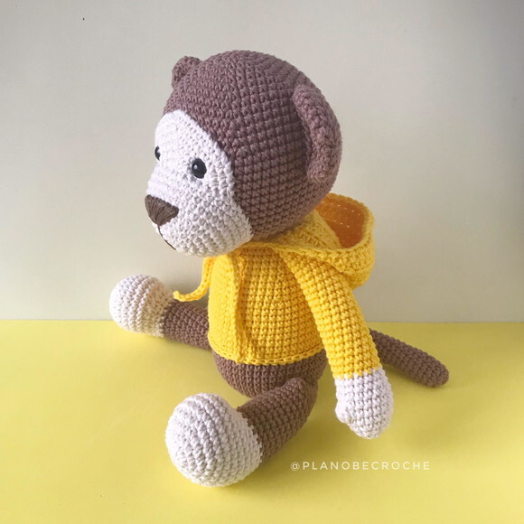 Amigurumi Macaco de crochê com Moletom