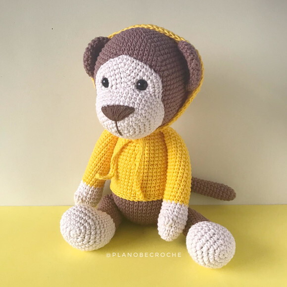 Amigurumi Macaco de crochê com Moletom