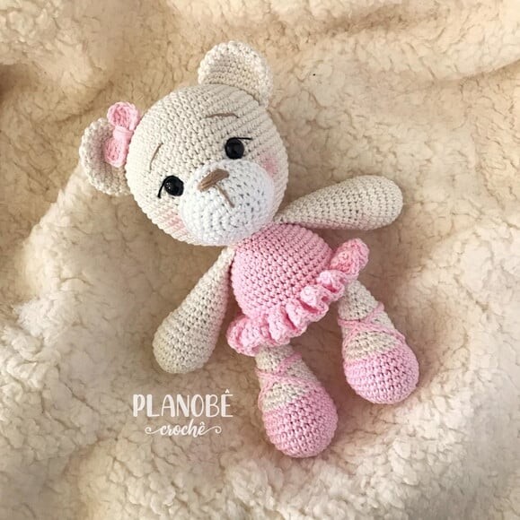 amigurumi Ursinha Bailarina de crochê