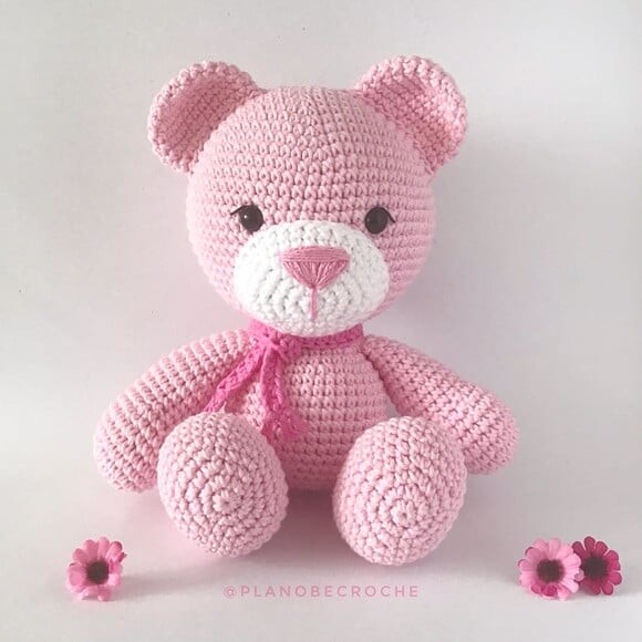 Amigurumi ursinha de crochê
