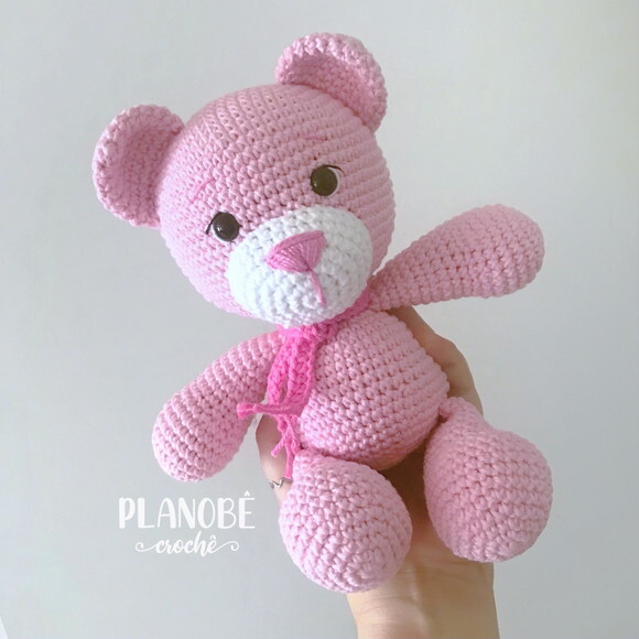 Amigurumi ursinha de crochê
