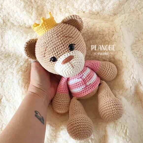 Amigurumi ursinha princesa de crochê