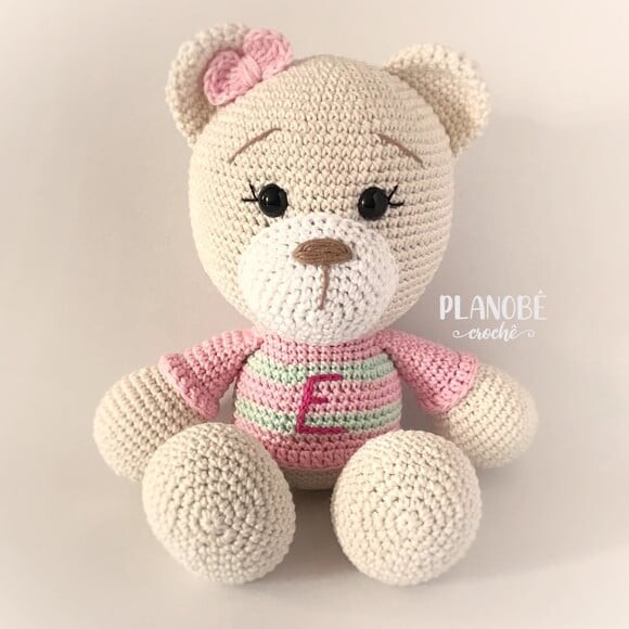 Amigurumi ursinha de crochê