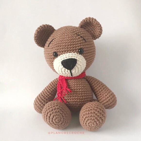 Amigurumi ursinho de crochê