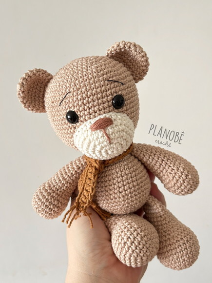 Amigurumi ursinho de crochê