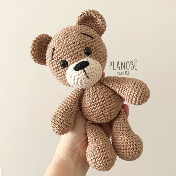 Amigurumi ursinho de crochê