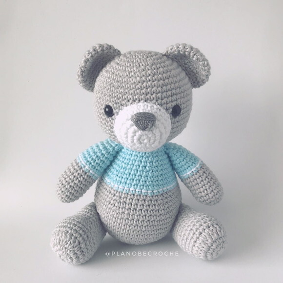 Amigurumi ursinho de crochê