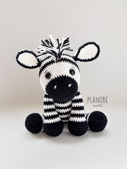 Amigurumi zebra de crochê