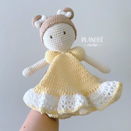 Naninha bonequinha Amigurumi de crochê