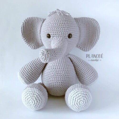 Amigurumi elefante de crochê