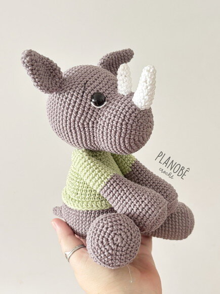 Rinoceronte Amigurumi de crochê