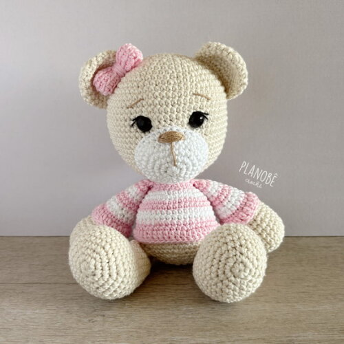 Ursinha Lilly Baby com Blusão Amigurumi de crochê