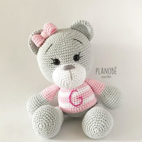 Ursinha Lilly com Blusão Amigurumi de crochê