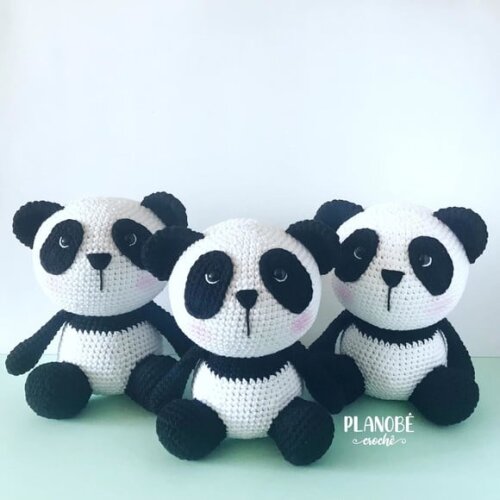 Amigurumi urso panda de crochê