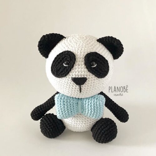 Amigurumi urso panda de crochê