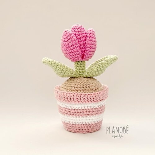 Amigurumi vaso de tulipa de crochê