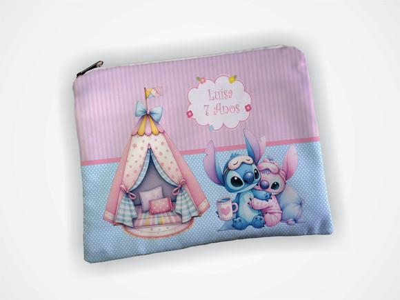 Lembrancinha Necessaire 19x13cm Personalizada Stitch e Angel