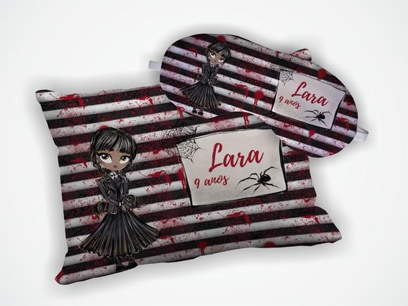 Kit Almofada 18x28cm+ Mascara de Dormir Wandinha