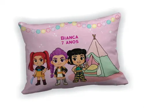 Lembrancinha Mini Almofada 18x28cm Guerreiras do K-pop