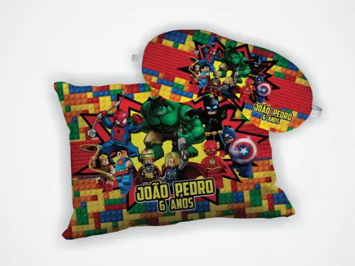 Lembrancinha Mini Almofada 18x28cm+mascara Lego Super Herois