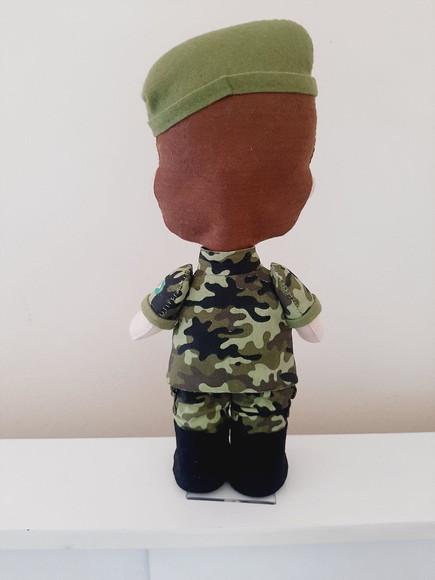 Boneco de Feltro Exército