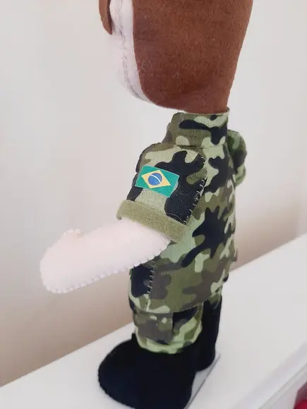Boneco de Feltro Exército