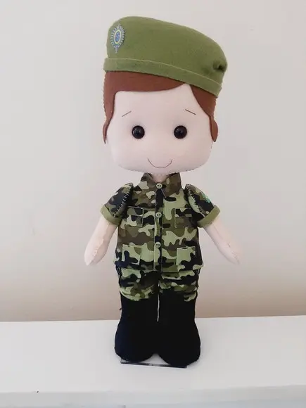 Boneco de Feltro Exército