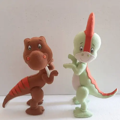 Dinossauros de Feltro