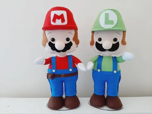 Super Mário em Feltro
