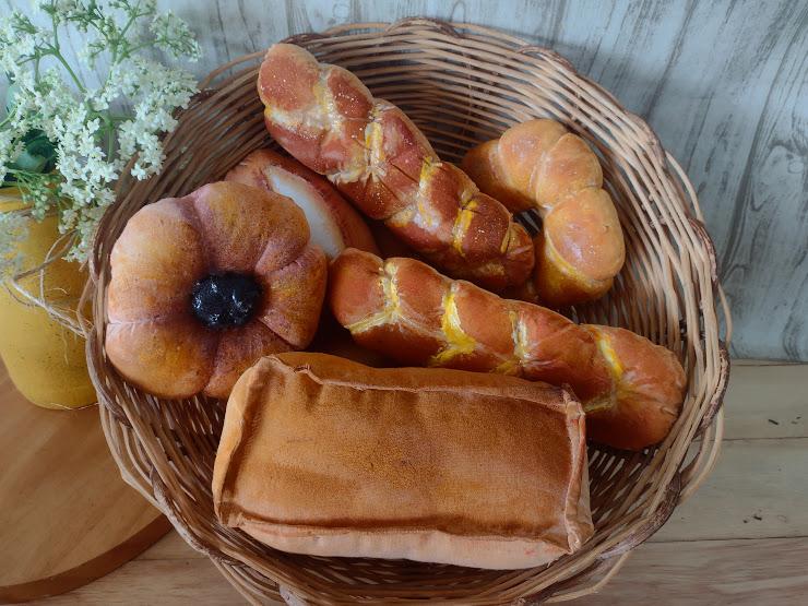 Pães artesanais em tecido