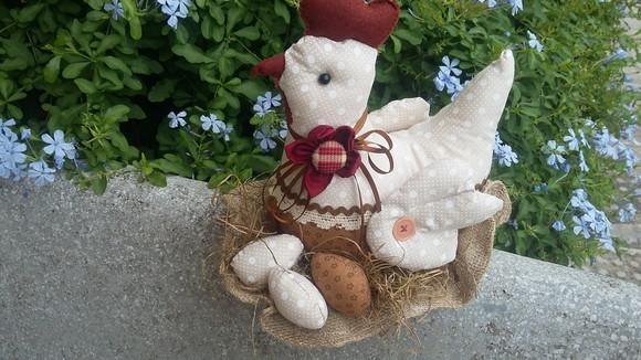 Galinha com Ovos