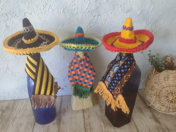Poncho e Sombrero Garrafas Festa Mexicana Kit 03 Unidades
