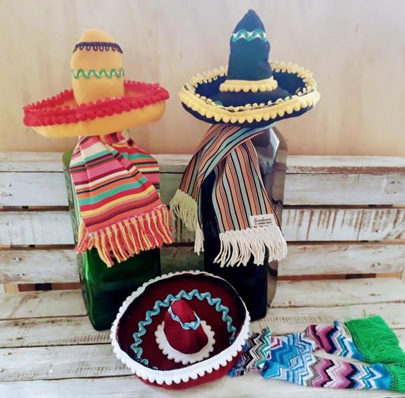 Poncho e Sombrero Garrafas Festa Mexicana Kit 03 Unidades