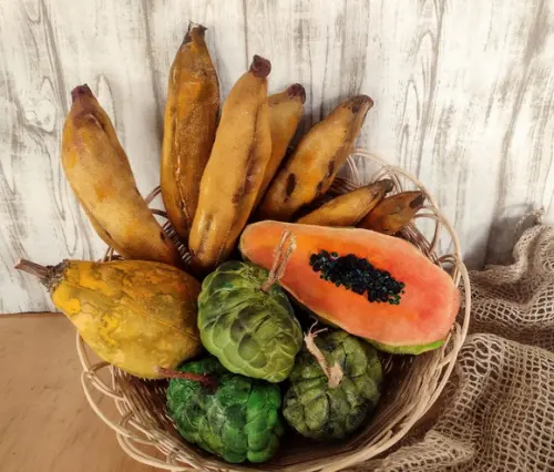 Cesta rústica com Frutas de tecido