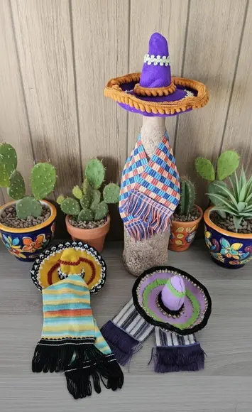 Poncho e Sombrero Garrafas Festa Mexicana Kit 03 Unidades