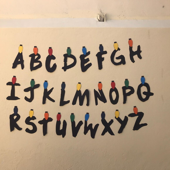 Bandeirola Stranger Things