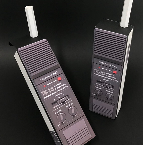 Caixa Radio Stranger Things - Tamanho Real - Kit 4 Unidades