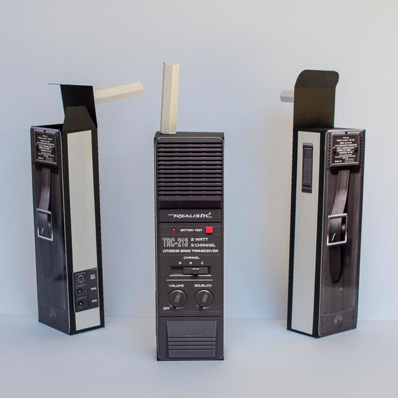 Caixa Radio Stranger Things - Tamanho Real - Kit 4 Unidades