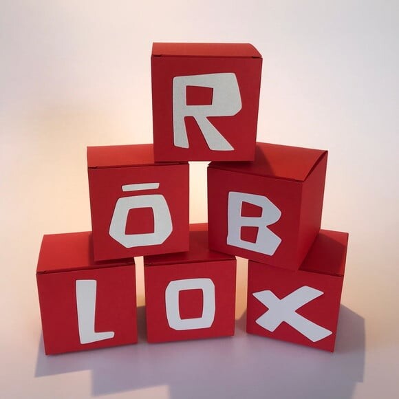 Caixinha Roblox Cubo
