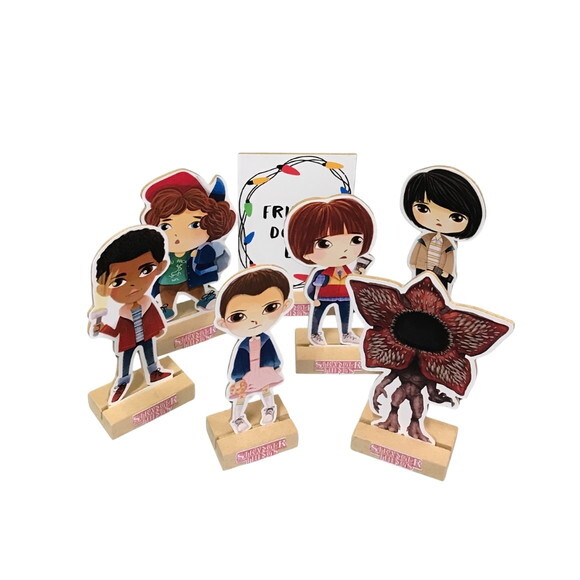 Display de Mesa Decoração Festa Stranger Things mdf