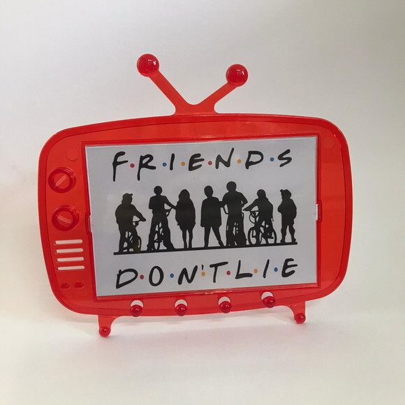 Display de Mesa Stranger Things Tv