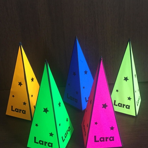Pirâmide Festa Neon - Kit 30 Unidades
