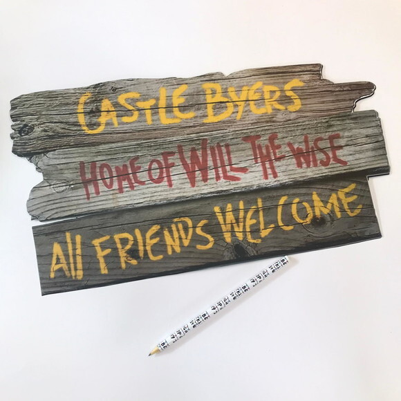 Placa Stranger Things 40cm Papel